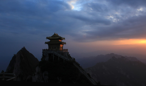 洛阳老君山