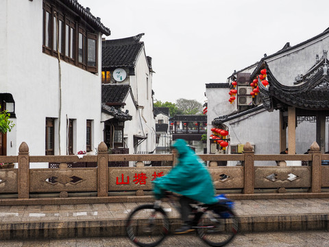 苏州七里山塘景区