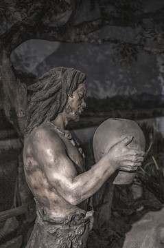 远古人类生活劳动场景模拟雕像