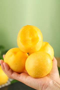 黄心油桃