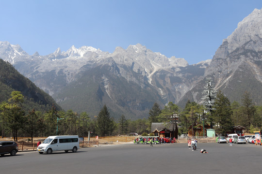 玉龙雪山