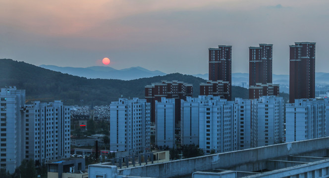 城市夕阳建筑