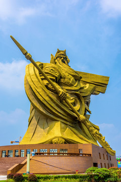 湖北荆州关公义园关公纪念塑像