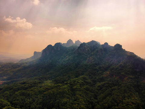 广西容县都峤山