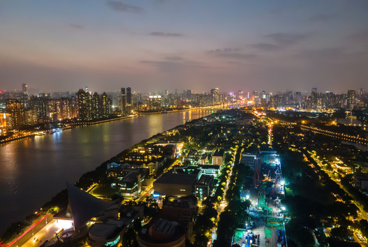 航拍广州珠江两岸城市建筑夜景