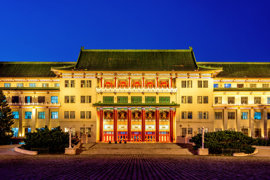 吉林长春地质宫博物馆夜景