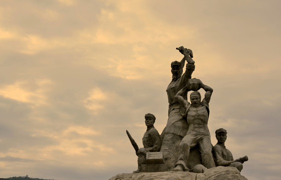 红军岷州战役纪念雕塑