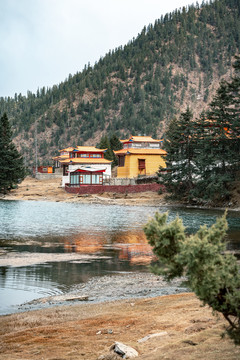 甘孜自治州措卡湖风景区