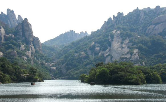 嵖岈山天磨湖