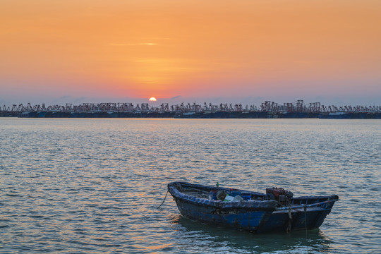 小船日落海景