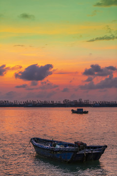 海面黄昏竖图