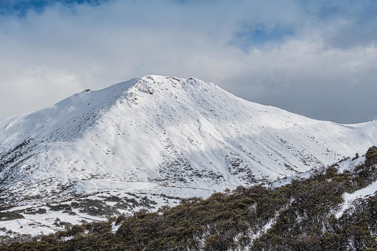 色季拉山