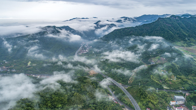 山区交通