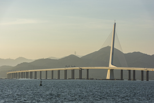 深圳湾大桥