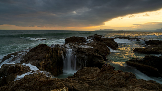 海岛大海