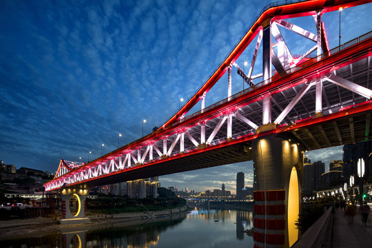 重庆曾家岩嘉陵江大桥夜景