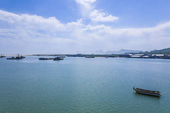 碧海蓝天