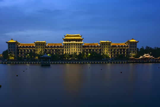 厦门集美中学夜景