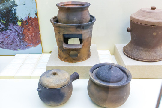 广西民族博物馆陶器