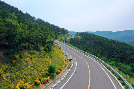 盘山路