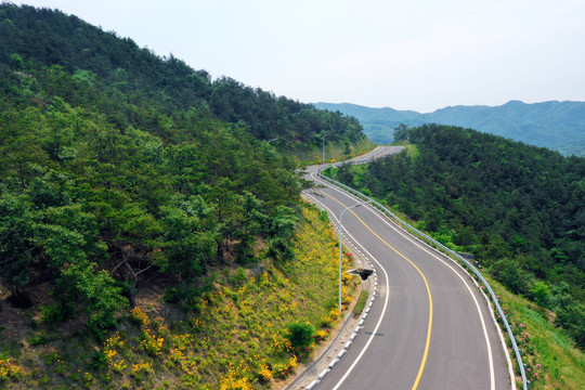 环山路