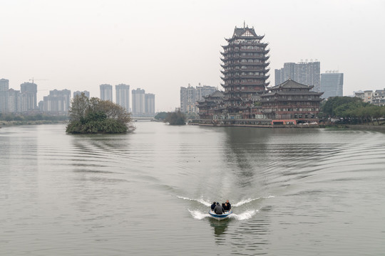 远景楼湿地公园