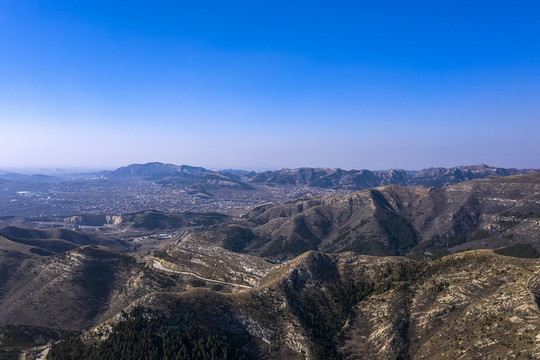 鸟瞰鲁南山区风光