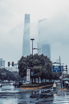 雨天上海