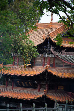 山间禅寺