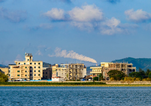 海滨小城