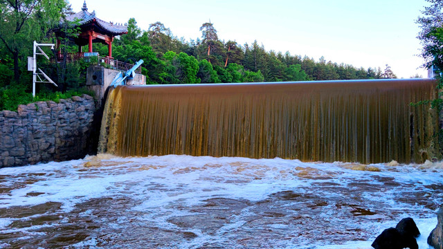 黄河水坝