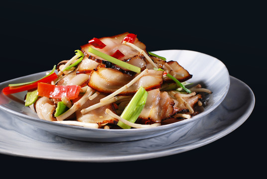 折耳根炒臘肉