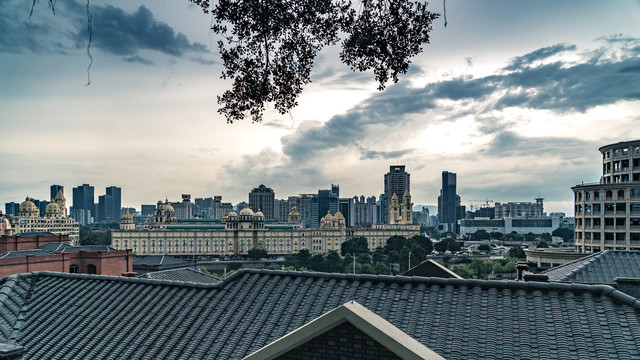 烟台山公园俯瞰福州城区