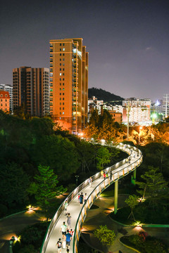 山海健康步道夜景