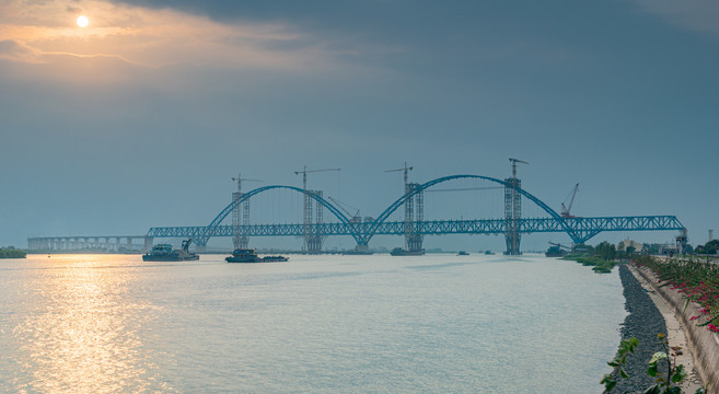 南沙港铁路洪奇沥特大桥