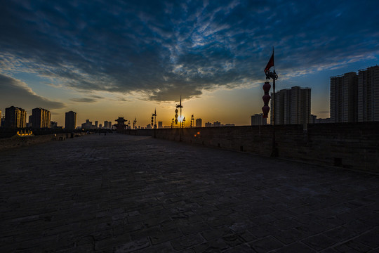 西安城墙夕阳