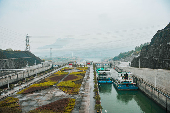 三峡船闸