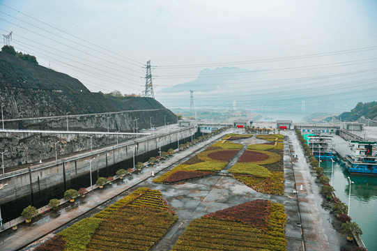 三峡船闸