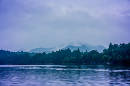 夏日西湖