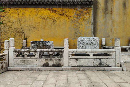 镇江金山寺残碑