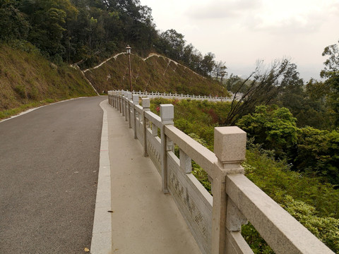 深圳阳台山盘山路