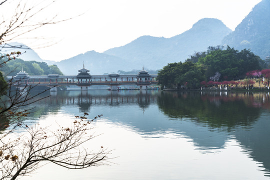 柳州龙潭公园风雨桥