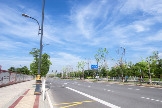 亚艺街道路