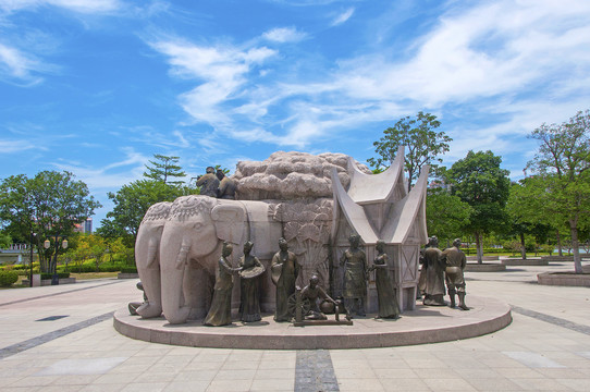 东南亚文化雕塑风光