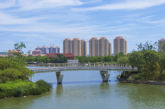 百崎湖景观