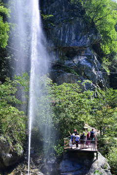 郧阳九龙瀑风景区