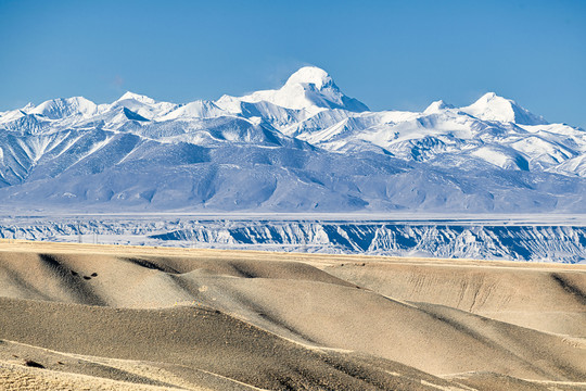 卡美特山