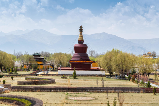 桑耶寺红塔