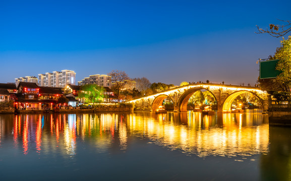 京杭运河拱宸桥夜景