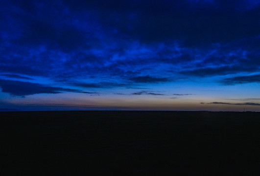 青海湖晨曦夕陽